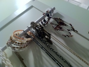 Jewelry Organizer for under $5 Jewelry Organizer for under $5